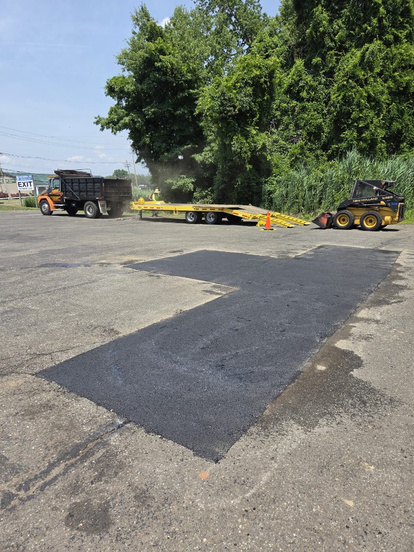 Base rebuild and asphalt repair